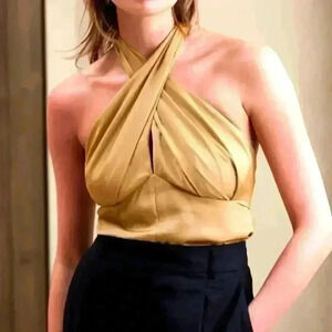 BANANA REPUBLIC PLEATED HALTER TOP